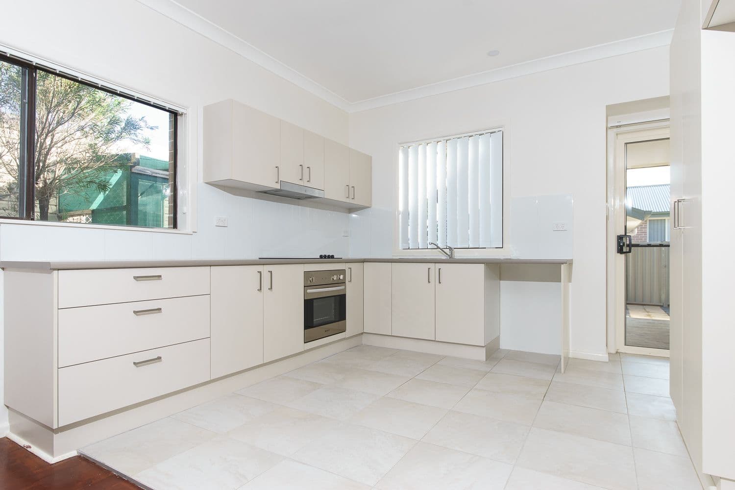 59 Barrenjoey Road, Ettalong Beach NSW 2257, Ettalong Beach - Thumbnail 4