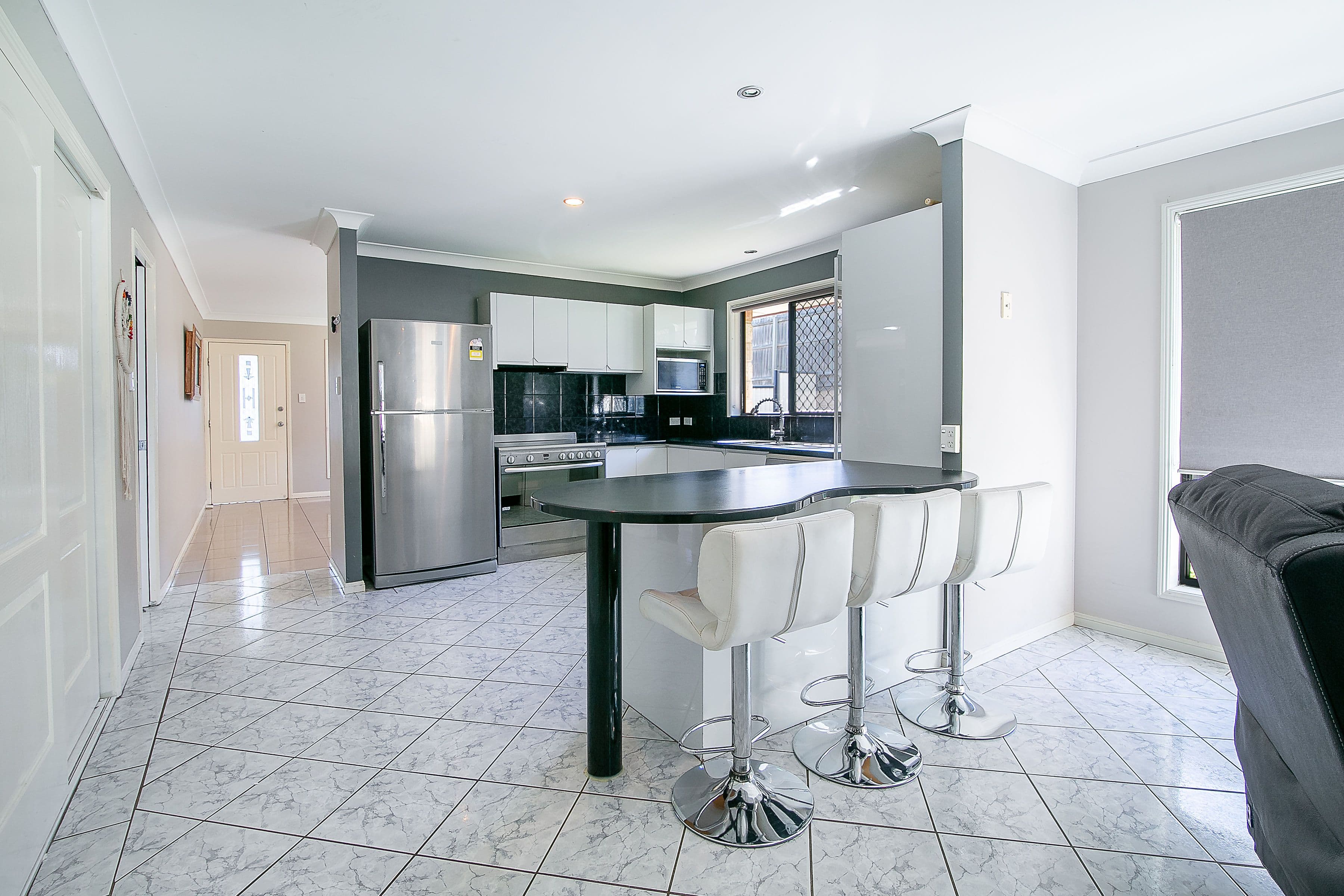 9 Greta Court, Camira QLD 4300, Camira - Thumbnail 3