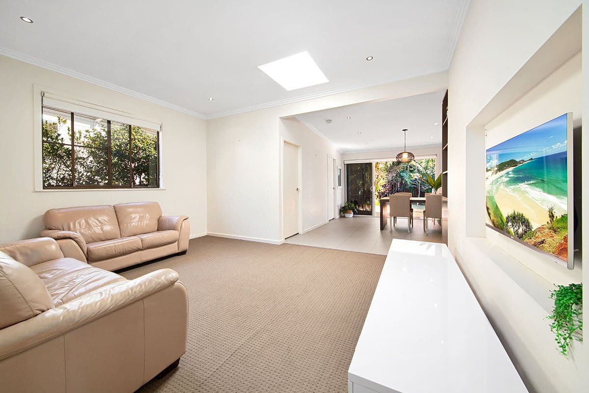 13 Wolstenholme Avenue, Gymea - Thumbnail 4