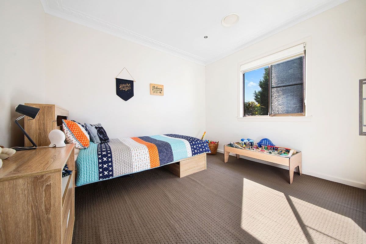 13 Wolstenholme Avenue, Gymea - Thumbnail 8