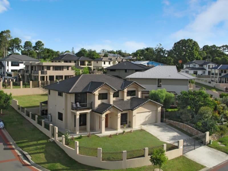 4 Cerbaia Close, BRIDGEMAN DOWNS QLD 4035, Bridgeman Downs - Image 1