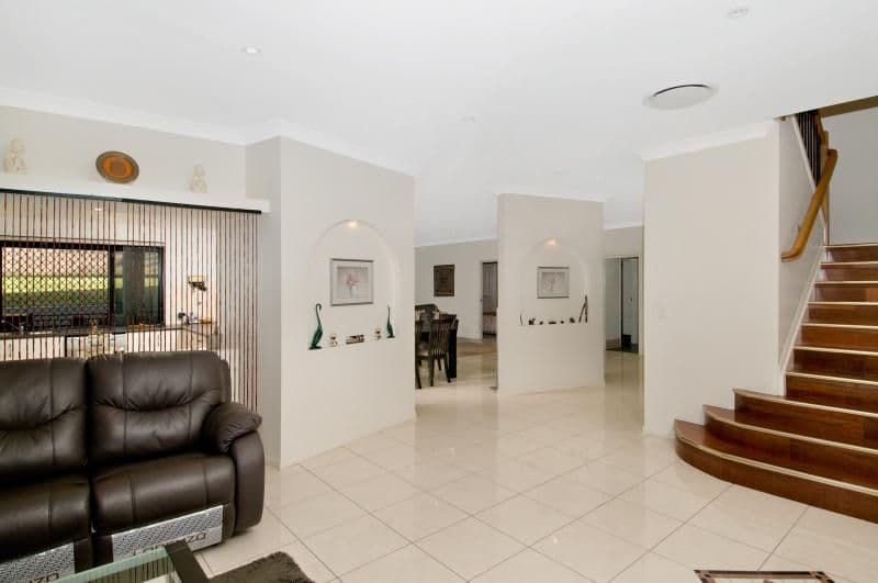 4 Cerbaia Close, BRIDGEMAN DOWNS QLD 4035, Bridgeman Downs - Thumbnail 4