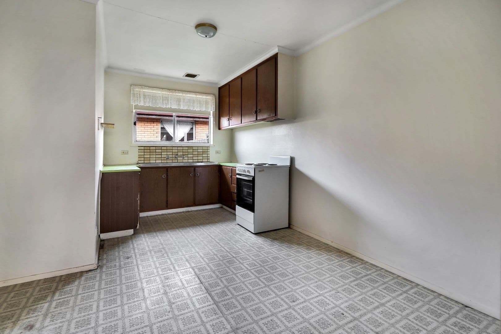 21 Vincent Crescent, Noble Park VIC 3174, Noble Park - Thumbnail 3