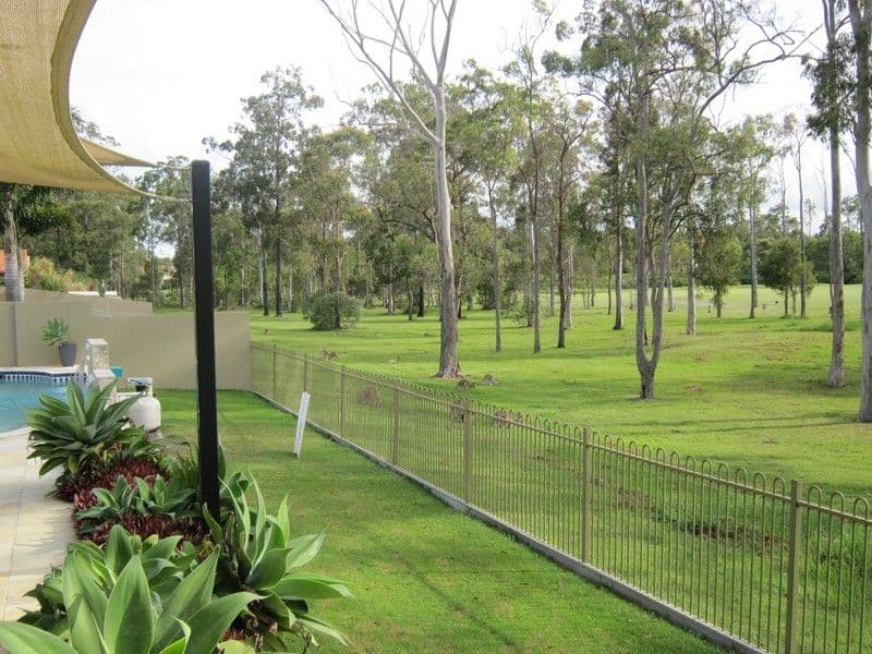 110 Arun Drive, ARUNDEL QLD 4214, Arundel - Thumbnail 6
