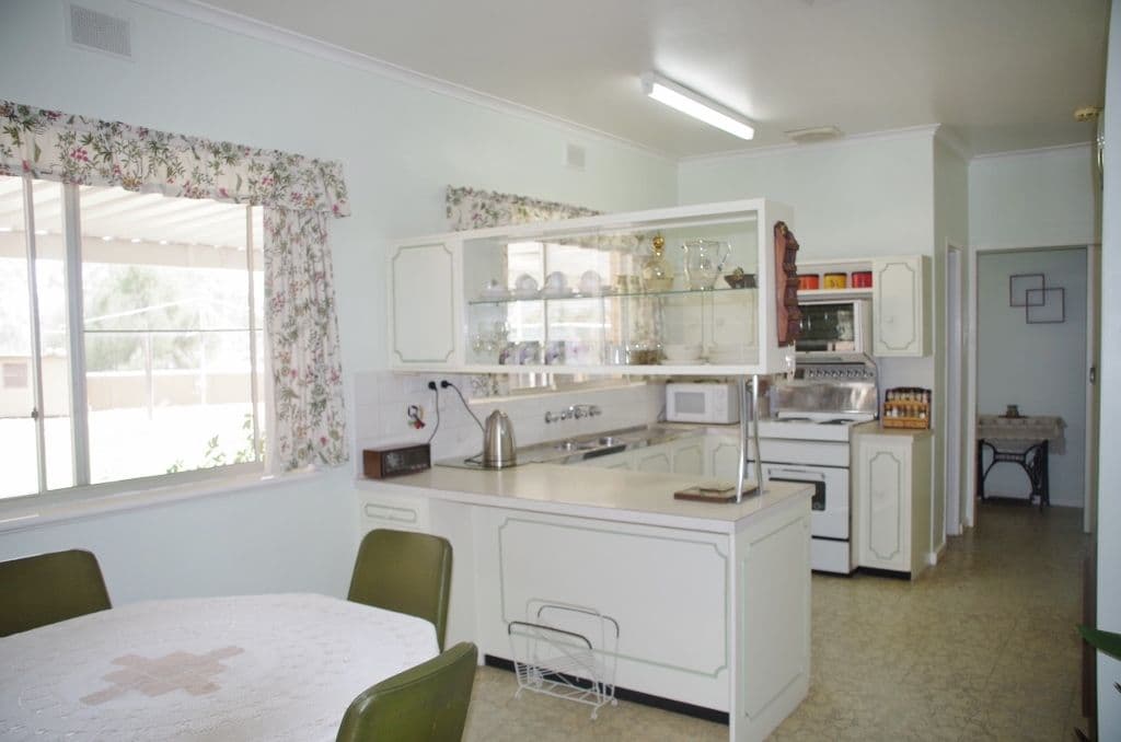 3 Railway Terrace, RENMARK SA 5341, Renmark - Thumbnail 5