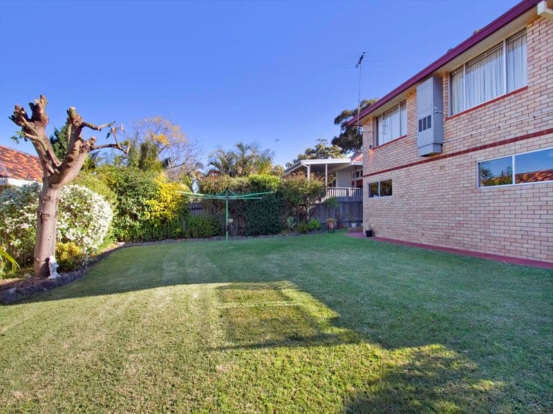 28 Vista Heights Road, MIRANDA NSW 2228, Miranda - Thumbnail 3
