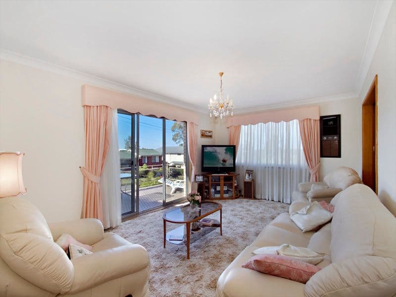 28 Vista Heights Road, MIRANDA NSW 2228, Miranda - Thumbnail 4