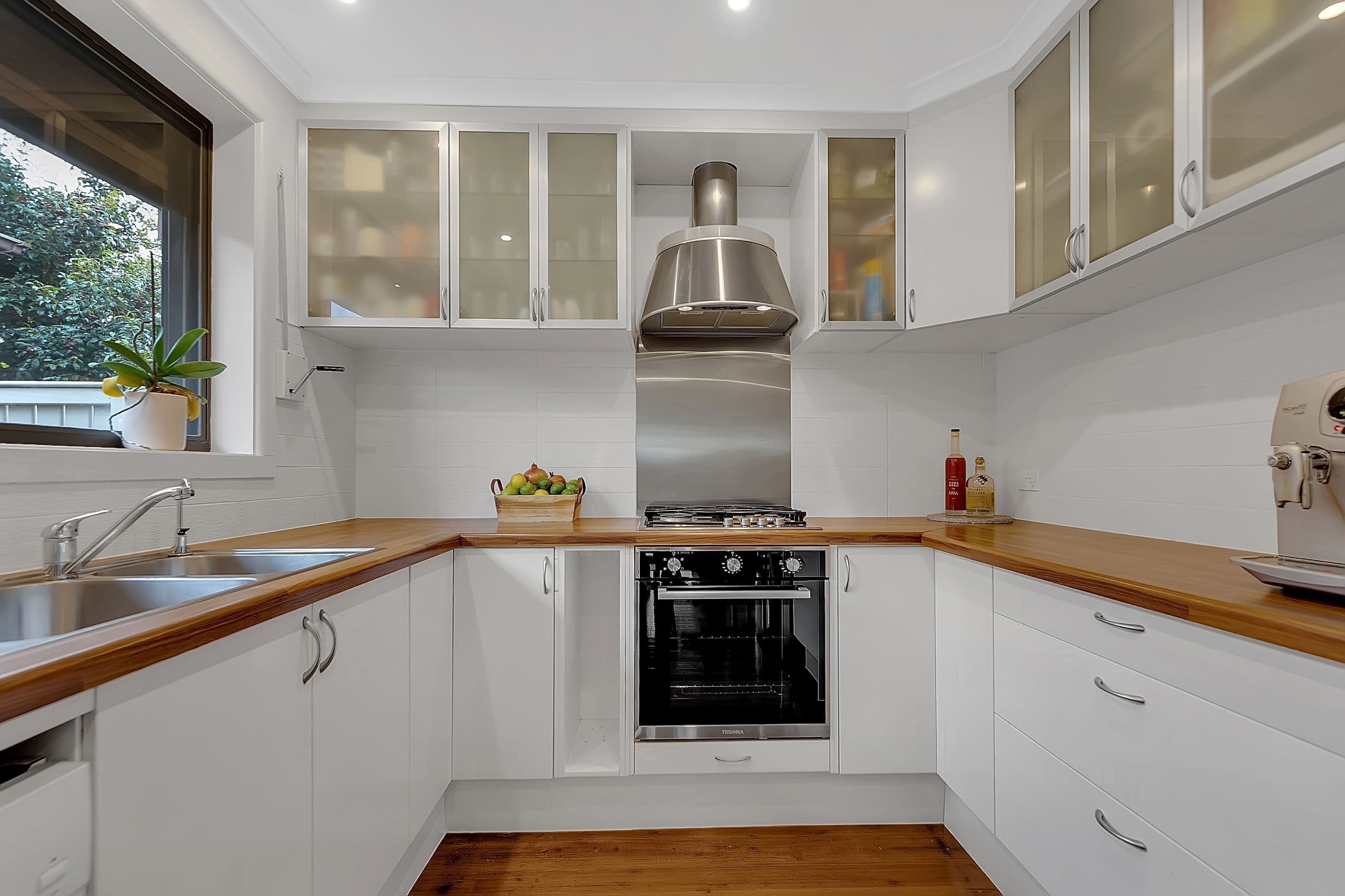 35 Rosemary Drive, Lalor VIC 3075, Lalor - Thumbnail 2