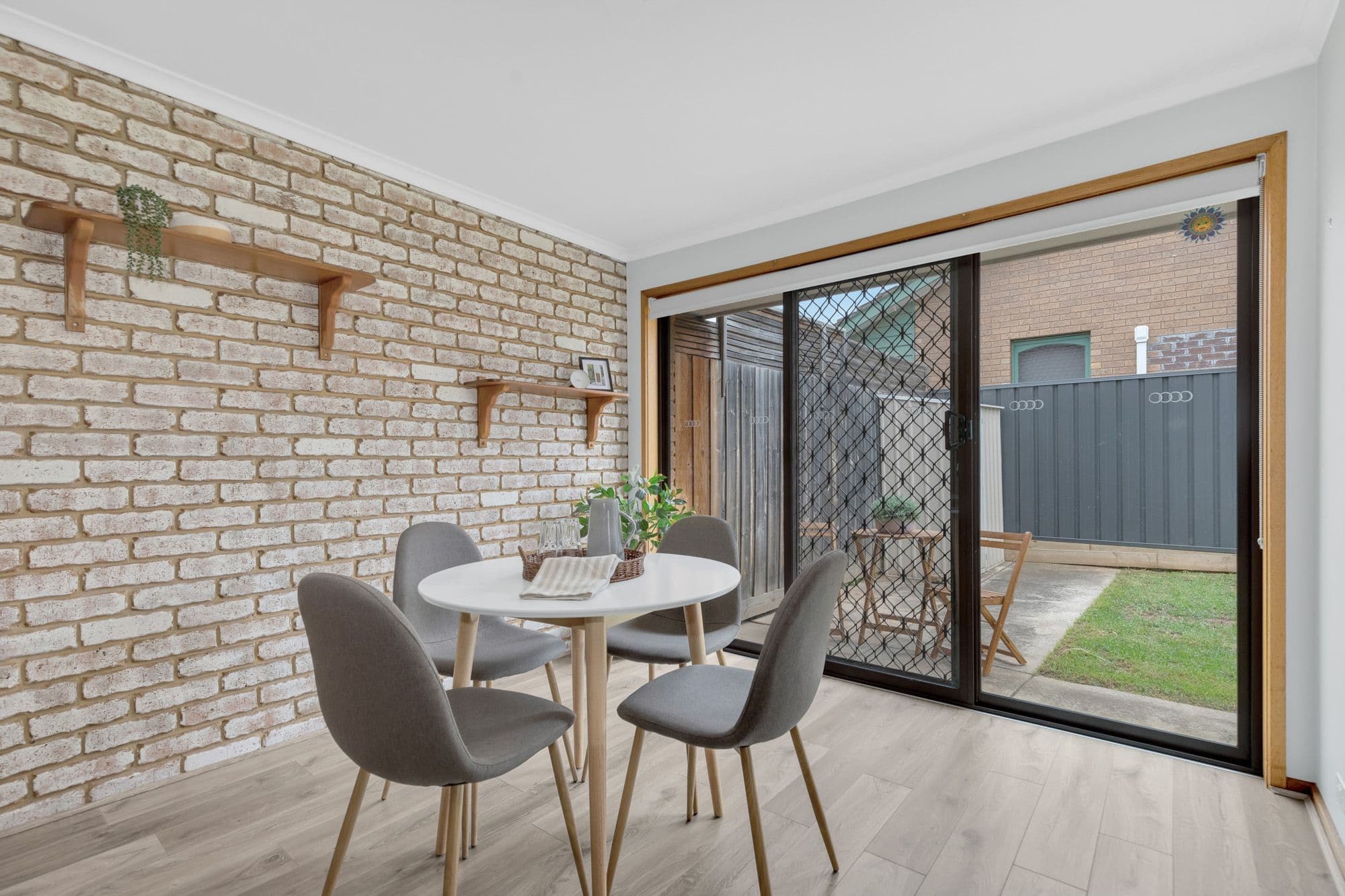 27 Greaves Street South, Werribee VIC 3030, Werribee - Thumbnail 4