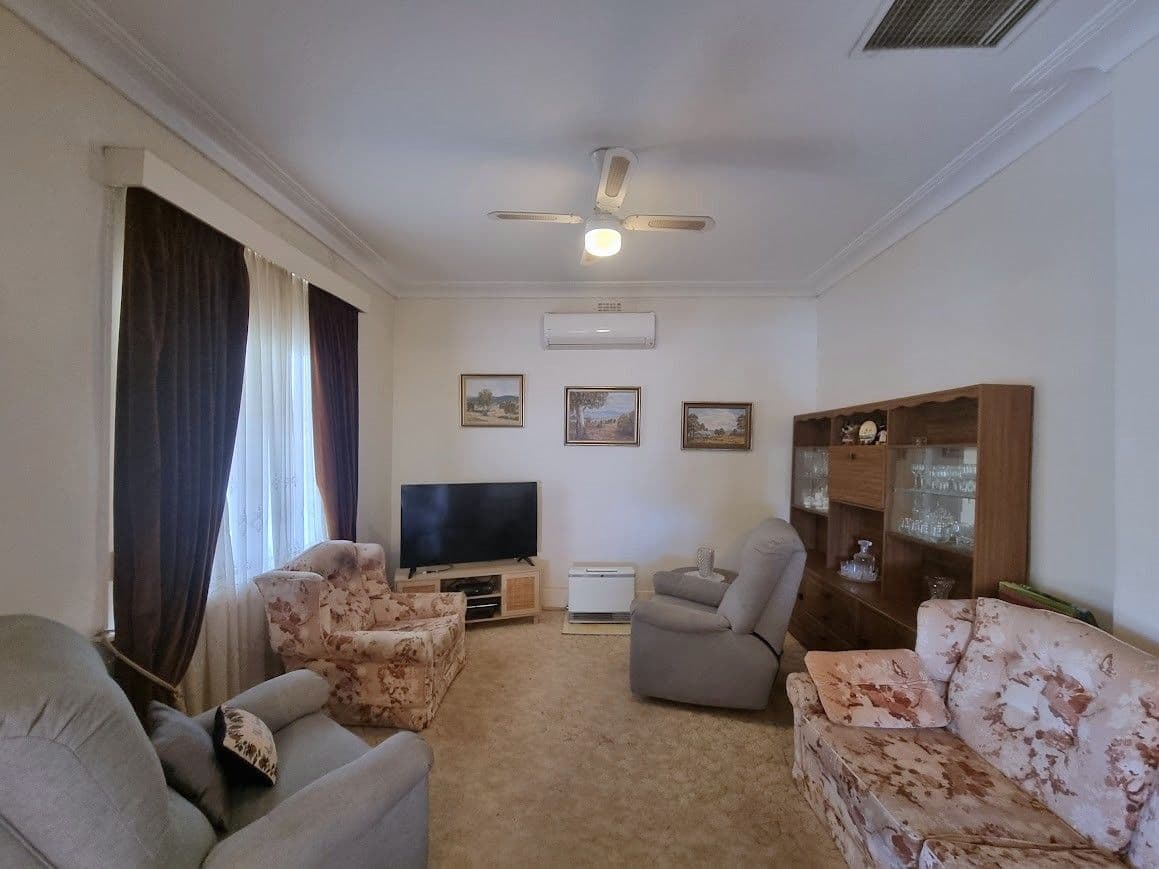 19 Byron Street, Gundagai NSW 2722, Gundagai - Thumbnail 5