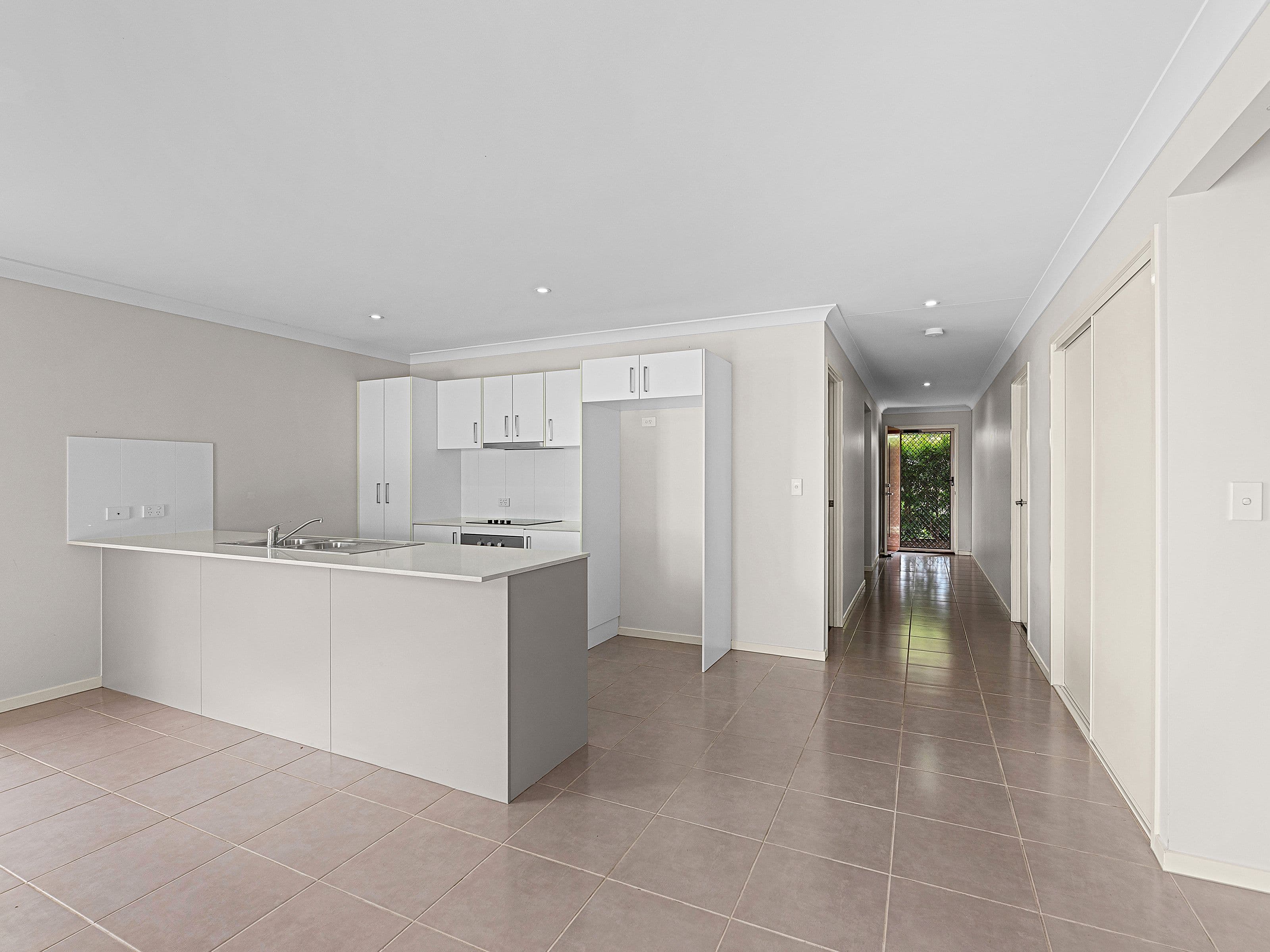 4 Walnut Crescent, Lowood QLD 4311, Lowood - Thumbnail 5