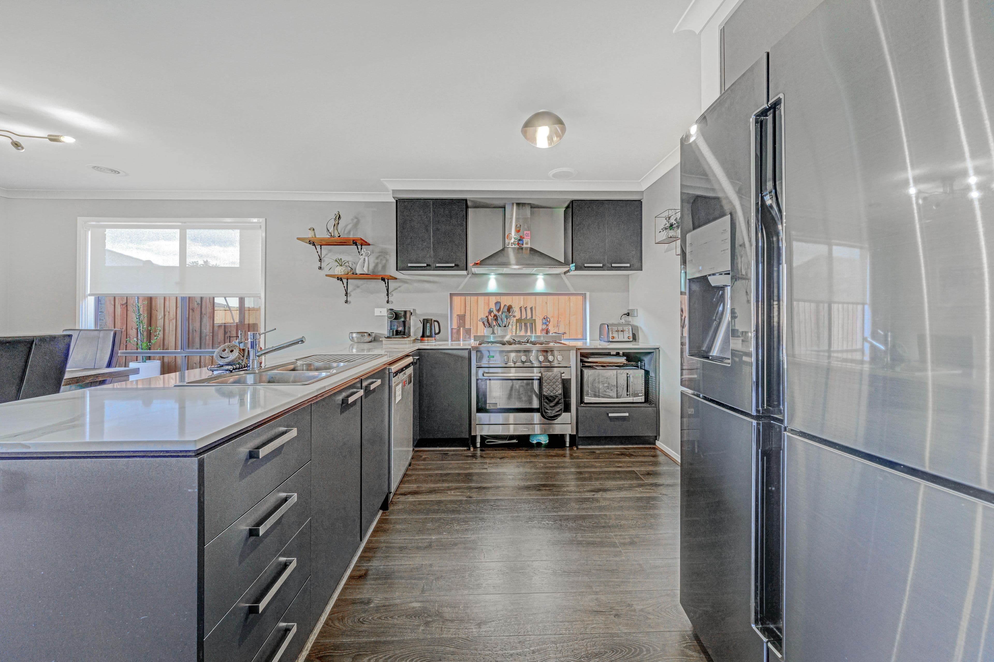 84 Castillo Avenue, Clyde North VIC 3978, Clyde North - Thumbnail 5