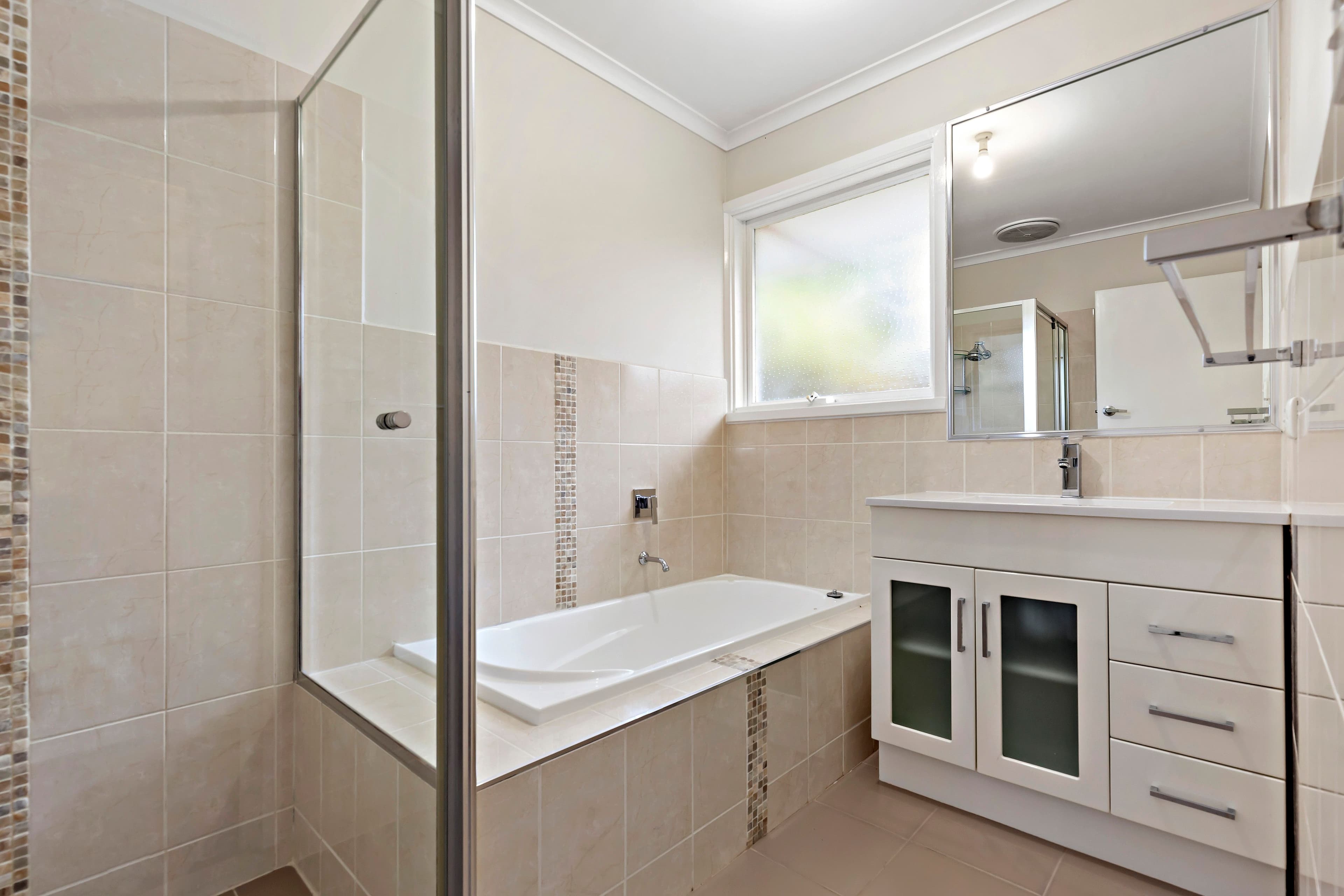 5 Terrigal Avenue, Oakleigh South VIC 3167, Oakleigh South - Thumbnail 8