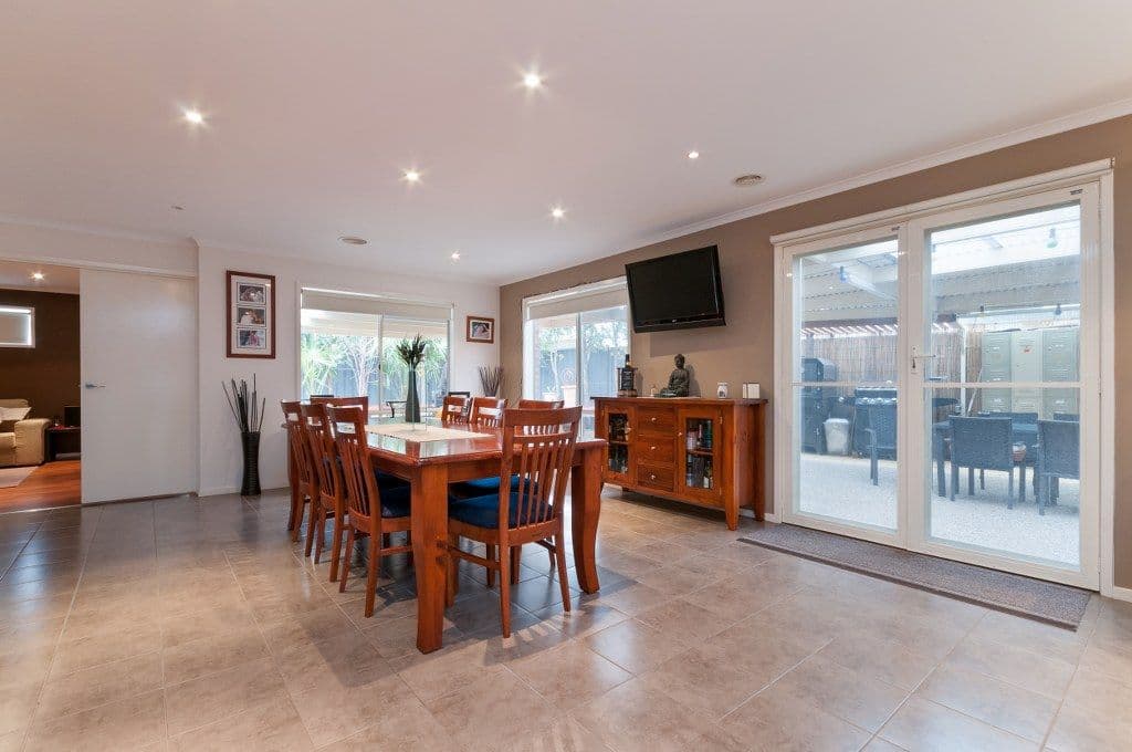 3 Naracoorte Avenue, CRAIGIEBURN VIC 3064, Craigieburn - Thumbnail 3