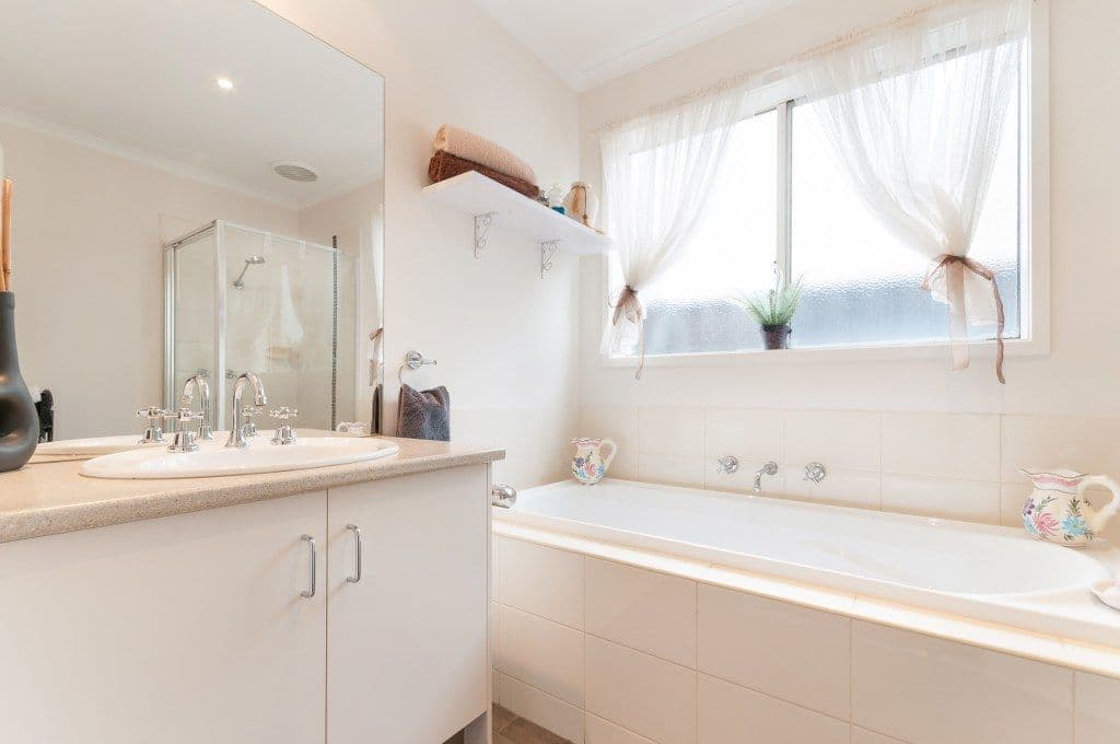 3 Naracoorte Avenue, CRAIGIEBURN VIC 3064, Craigieburn - Thumbnail 6