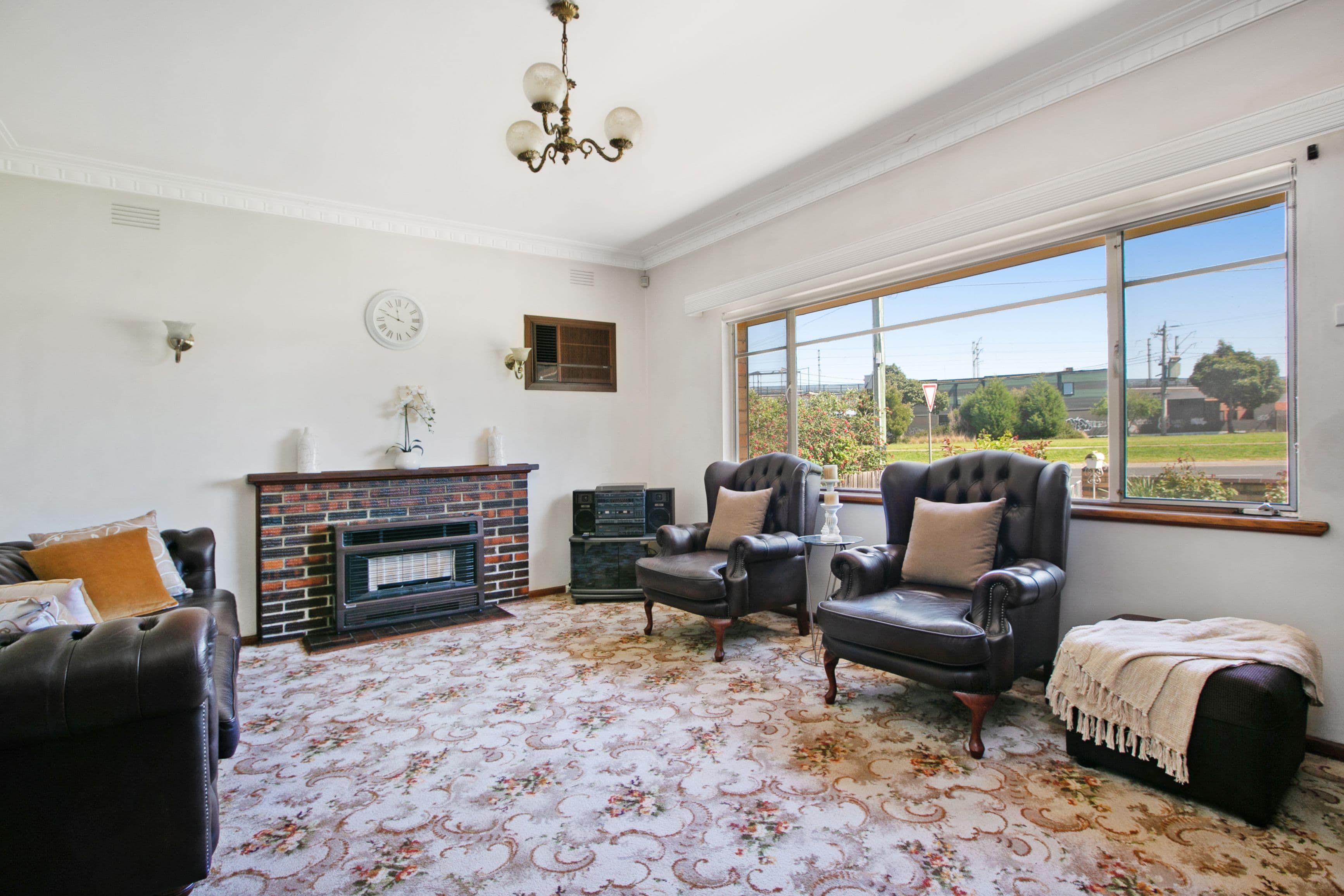 4 Orrong Avenue, Reservoir VIC 3073, Reservoir - Thumbnail 3