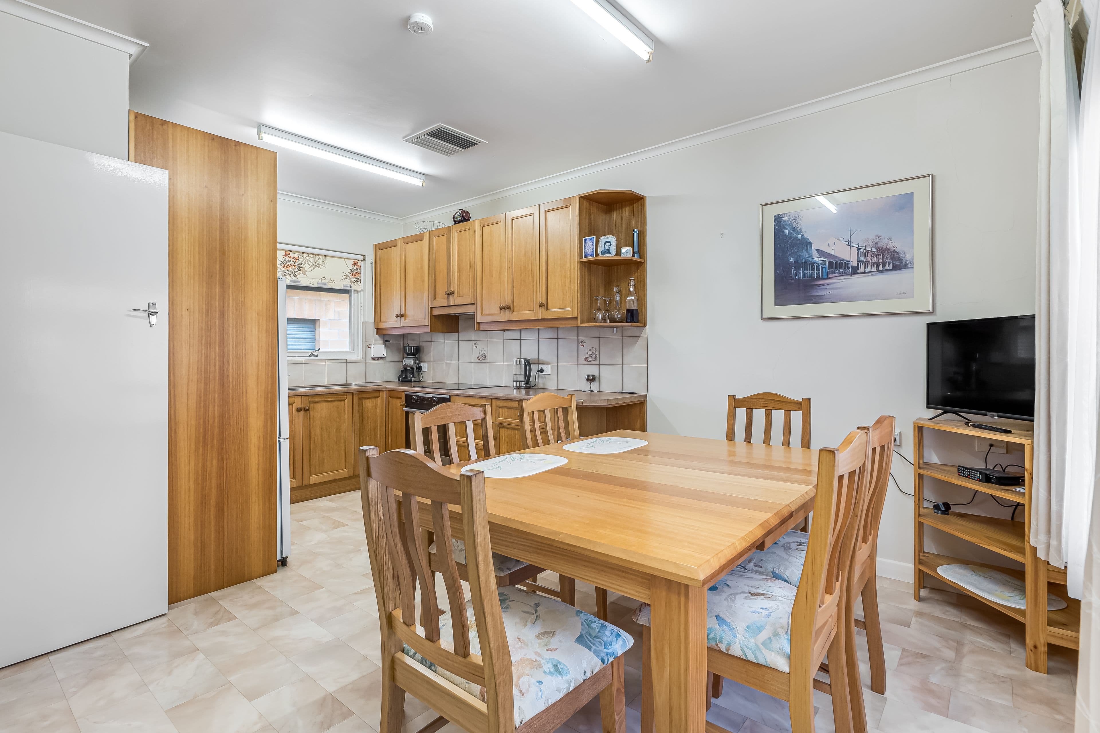 16 Dix Avenue, Marden SA 5070, Marden - Thumbnail 4