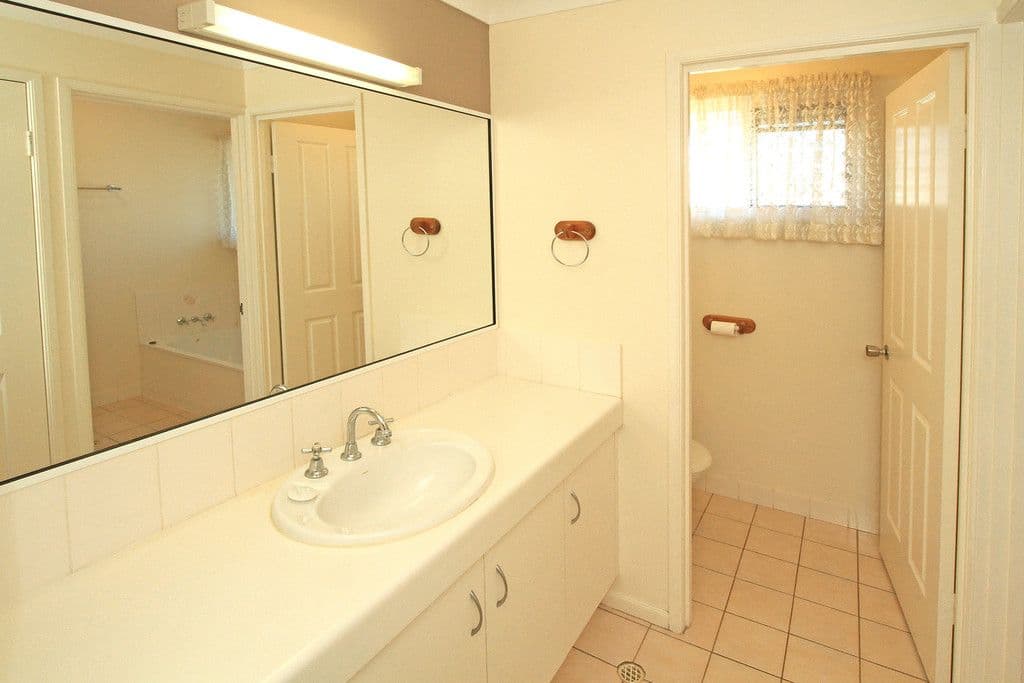 13 Smithwick Street, Norman Gardens QLD 4701, Norman Gardens - Thumbnail 8