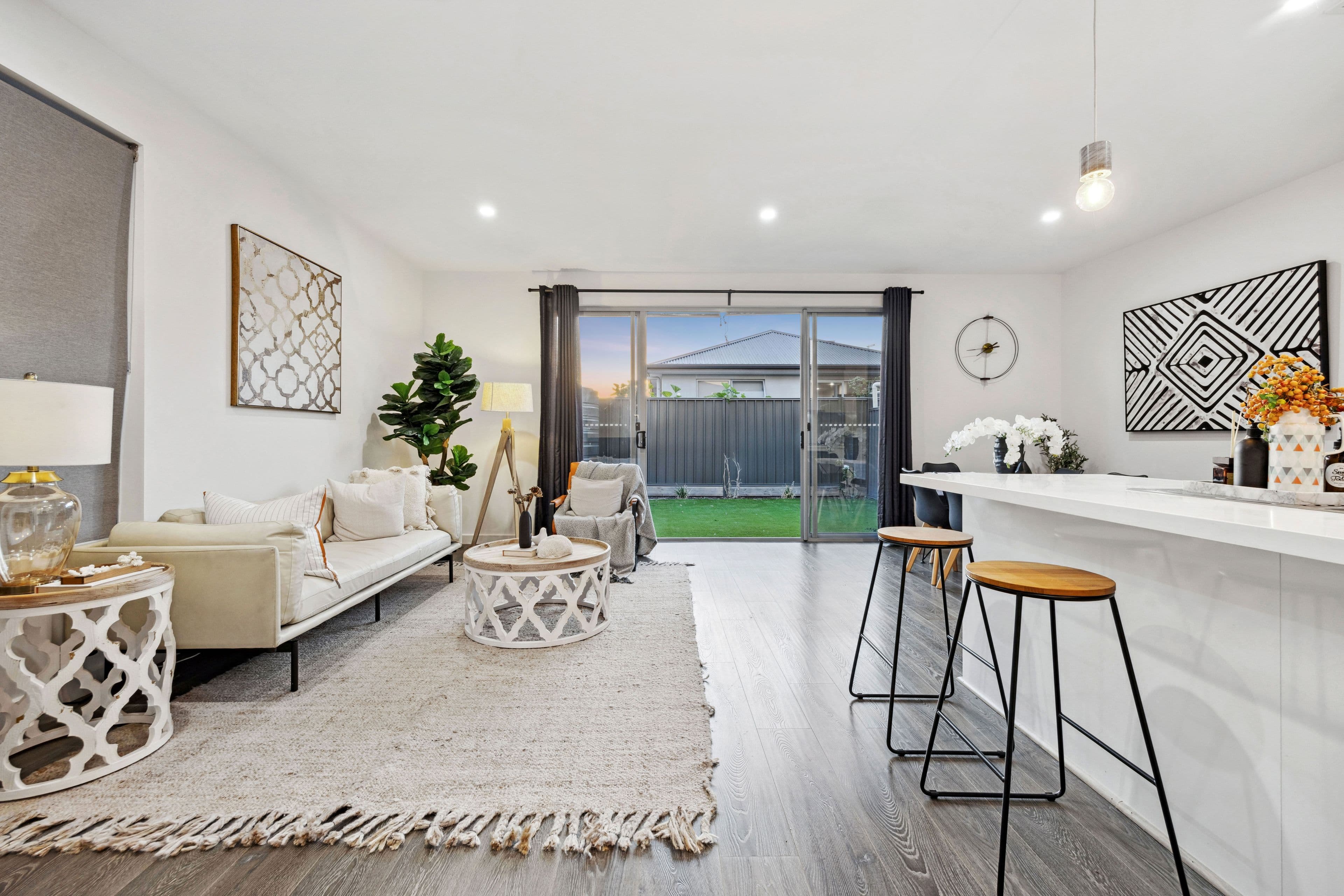8 Walter Avenue, Mitchell Park SA 5043, Mitchell Park - Thumbnail 2