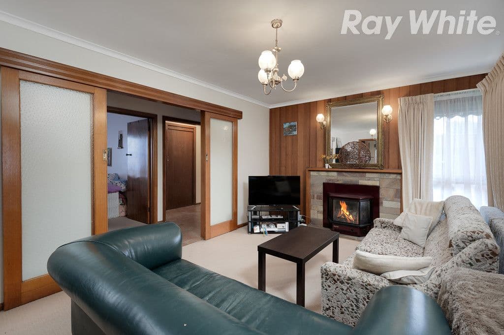 42 Ladd Street, Watsonia VIC 3087, Watsonia - Thumbnail 3
