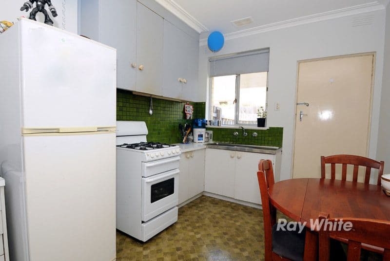 10 Namur Street, NOBLE PARK VIC 3174, Noble Park - Thumbnail 2