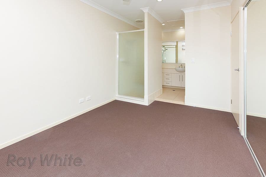 104 Grande Avenue, SPRINGFIELD LAKES QLD 4300, Springfield Lakes - Thumbnail 4