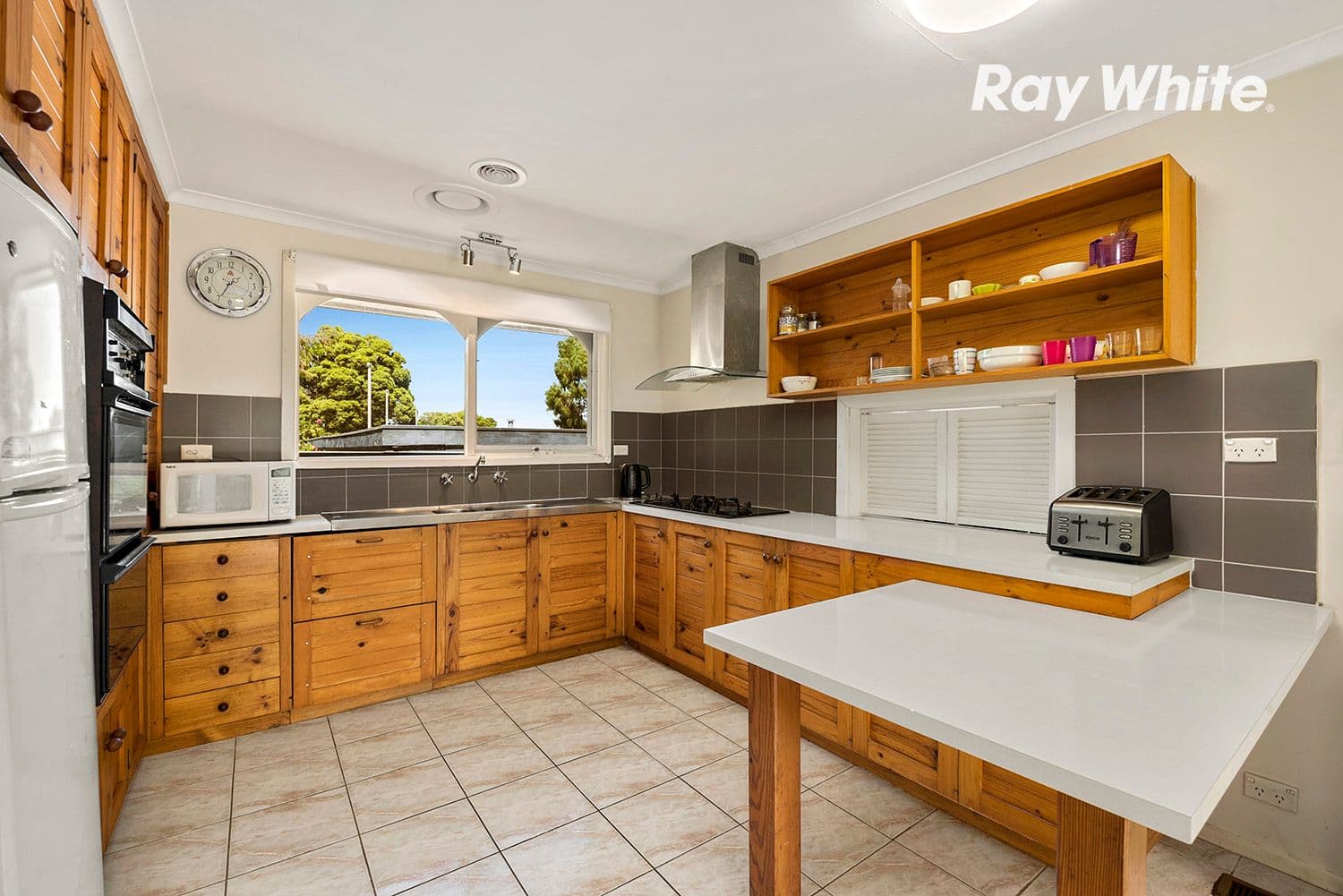 2 Nambrok Close, Dingley Village VIC 3172, Dingley Village - Thumbnail 5