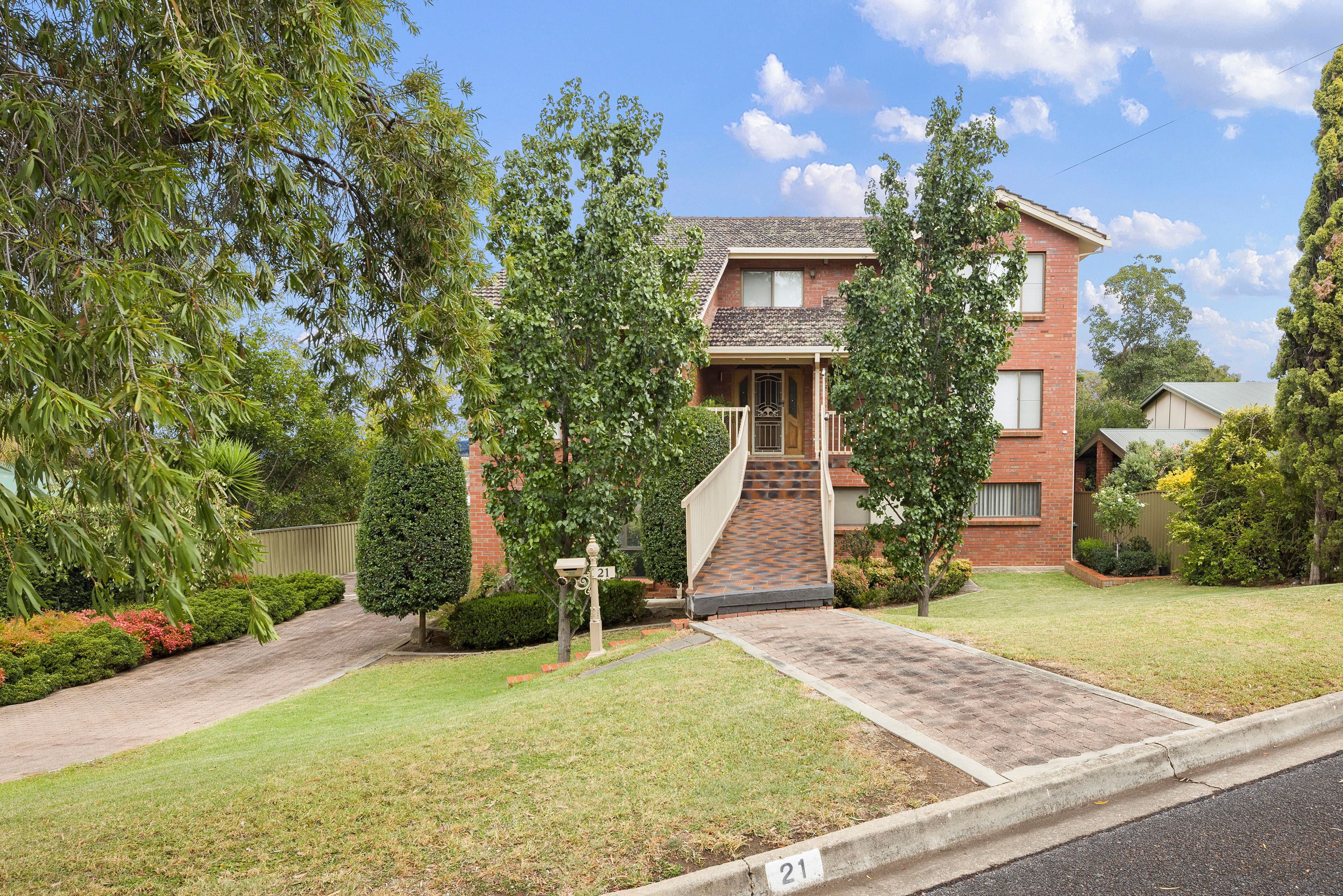21 Landseer Crescent, Dernancourt SA 5075, Dernancourt - Thumbnail 2