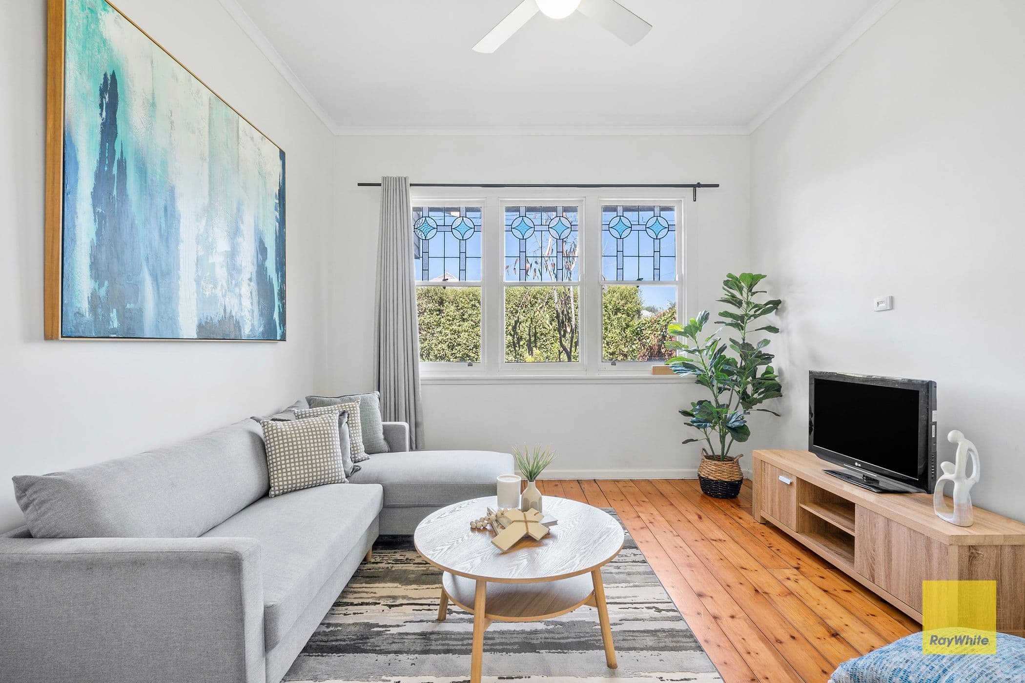 84 Isabella Street, Geelong West VIC 3218, Geelong West - Thumbnail 3
