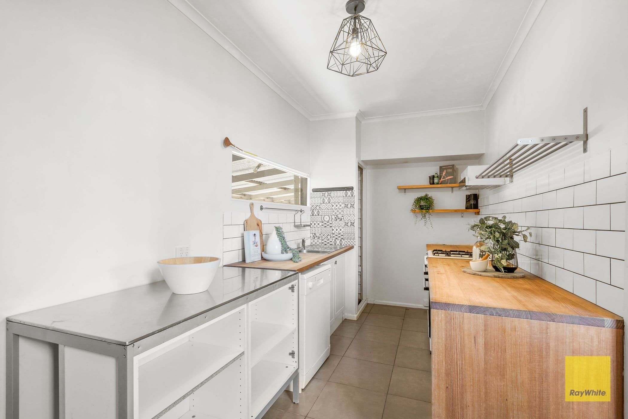 84 Isabella Street, Geelong West VIC 3218, Geelong West - Thumbnail 7