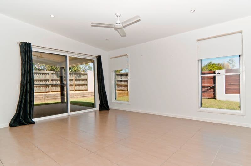 25 Alicia Circuit, LITTLE MOUNTAIN QLD 4551, Little Mountain - Thumbnail 4