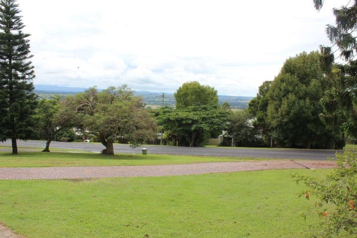 211 High Street, LISMORE HEIGHTS NSW 2480, Lismore Heights - Thumbnail 3