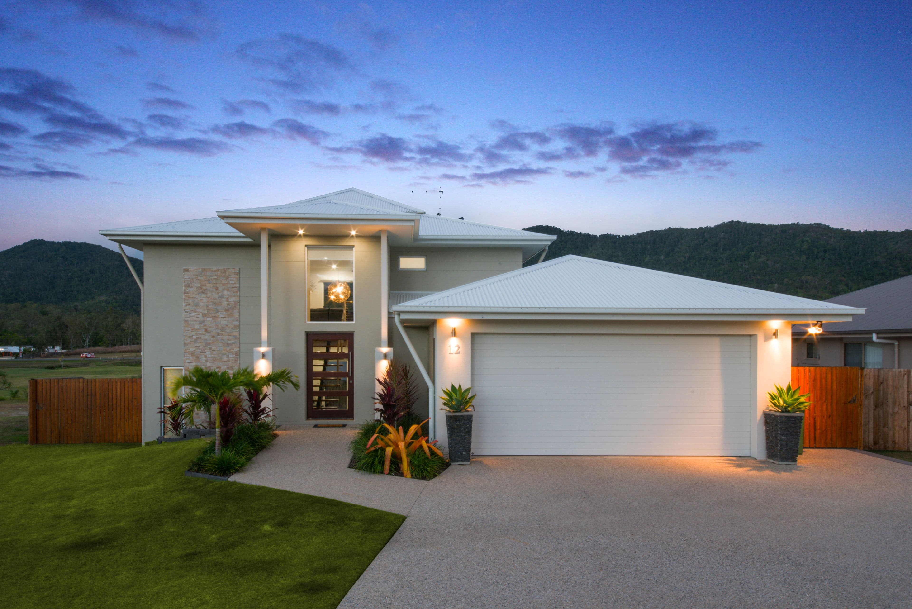 12 Masthead Road, Cannonvale QLD 4802, Cannonvale - Thumbnail 2