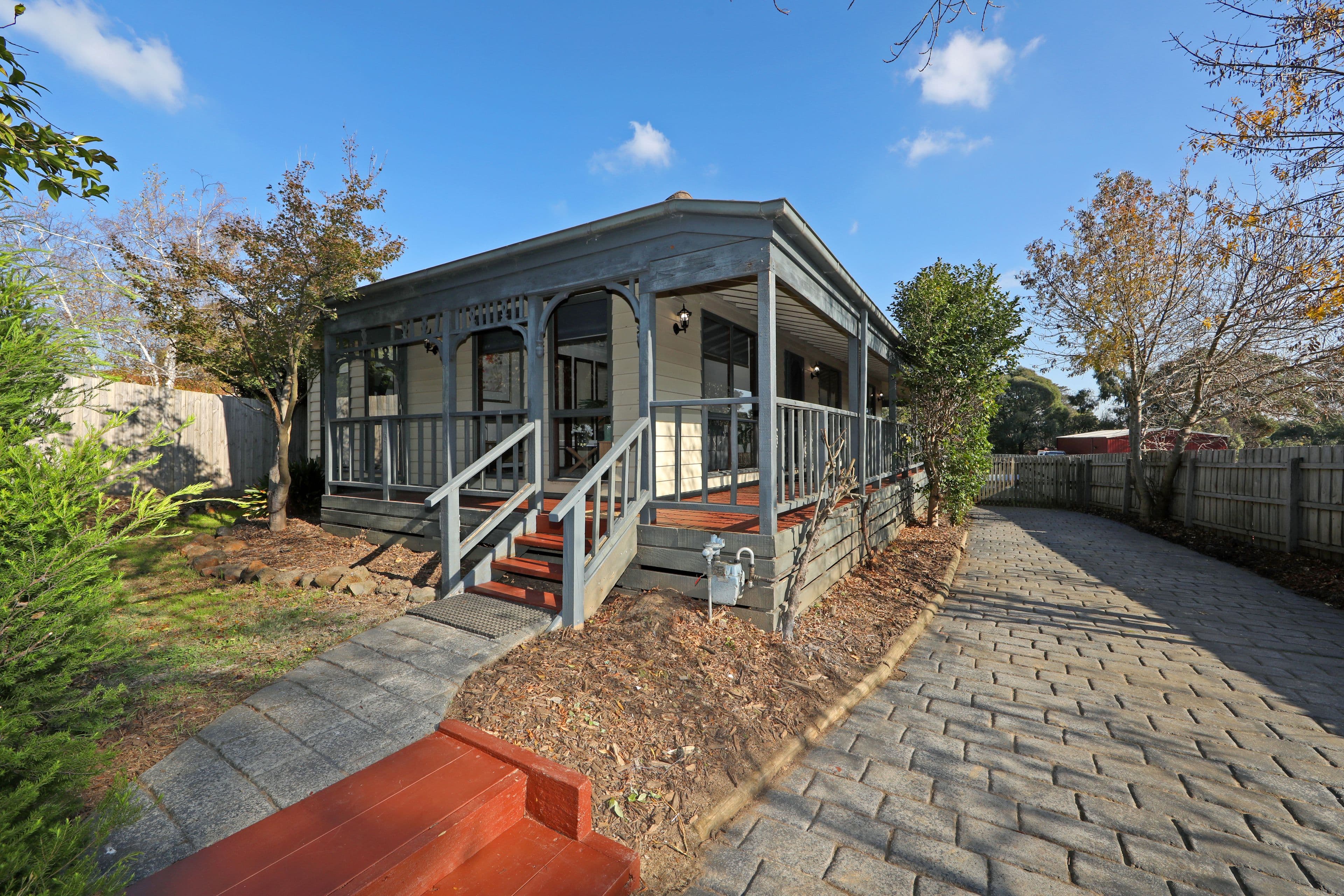 4 Rathgar Road, Lysterfield VIC 3156, Lysterfield - Thumbnail 2