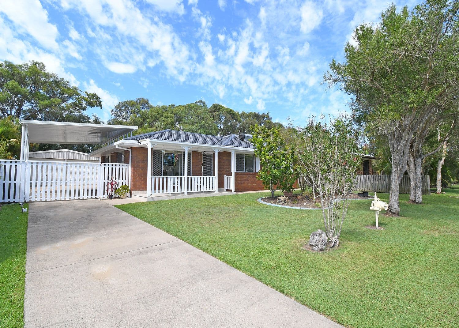 19 Vanda Street, Urangan QLD 4655, Urangan - Image 1