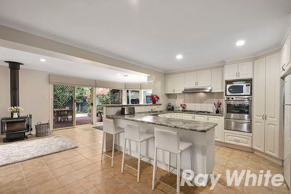16 Atlantis Court, Aspendale Gardens VIC 3195, Aspendale Gardens - Thumbnail 2