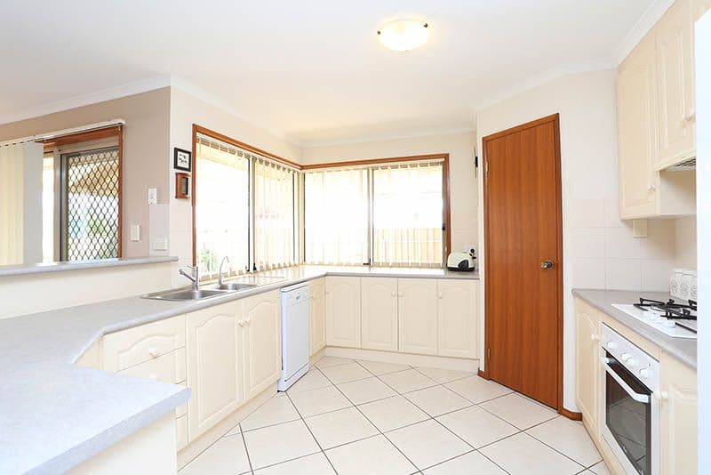 92 President Avenue, Andrews Farm SA 5114, Andrews Farm - Thumbnail 2