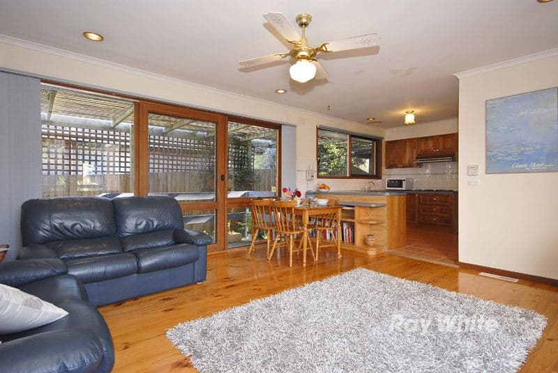 6 Corinella Square, WANTIRNA VIC 3152, Wantirna - Thumbnail 5