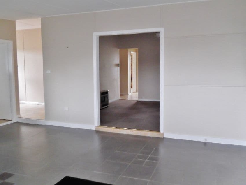 19 Lachlan Street, YOUNG NSW 2594, Young - Thumbnail 7