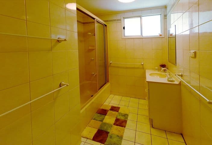 210  Upper Miles Avenue, KELSO QLD 4815, Kelso - Thumbnail 7