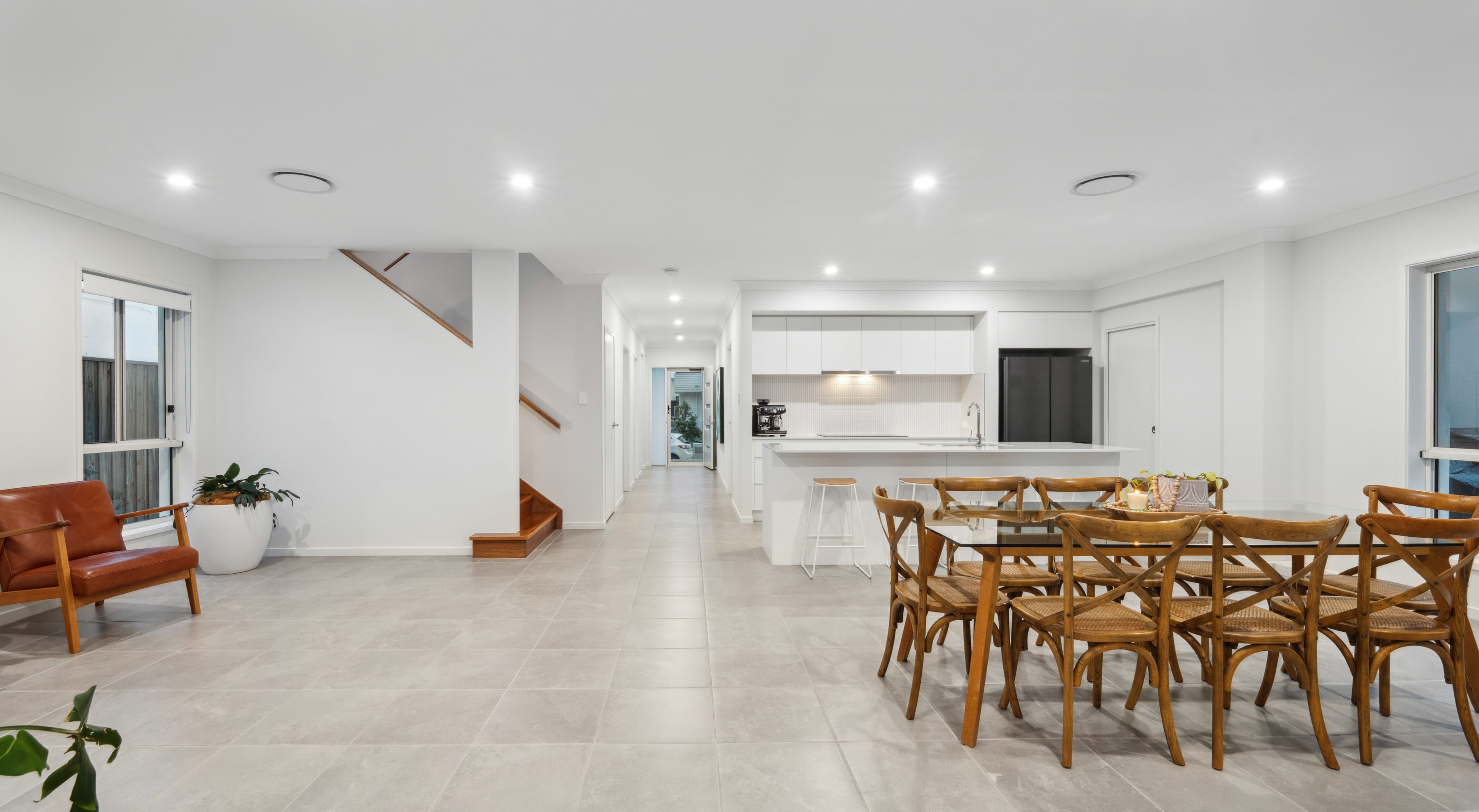 9 Bower Court, Burleigh Heads QLD 4220, Burleigh Heads - Thumbnail 4