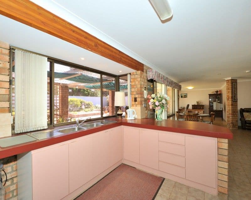 11 Windward Close, SAFETY BAY WA 6169, Safety Bay - Thumbnail 8