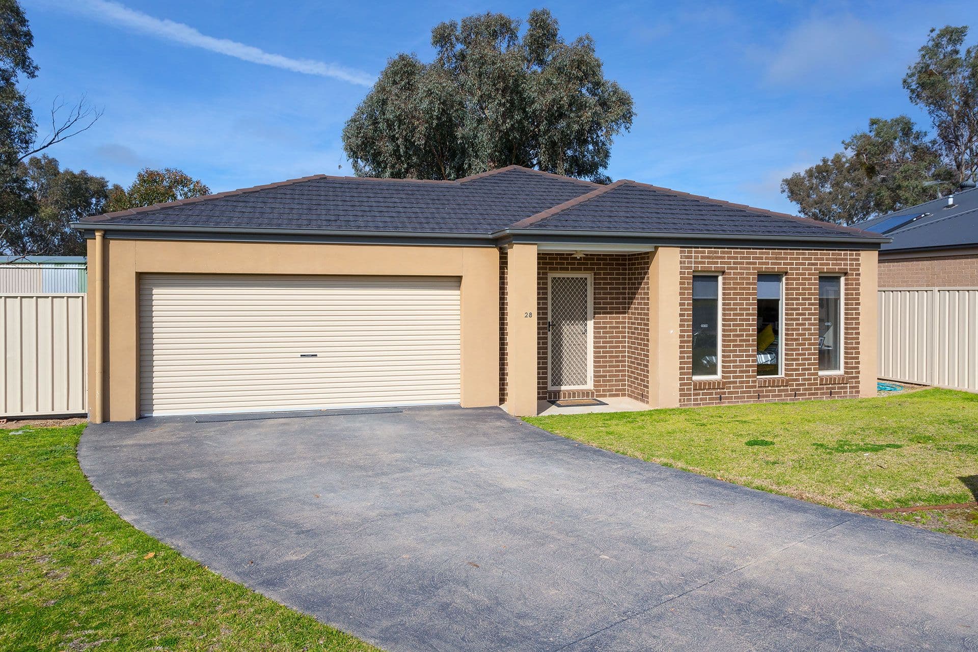 28 Nicola Place, Lavington - Image 1