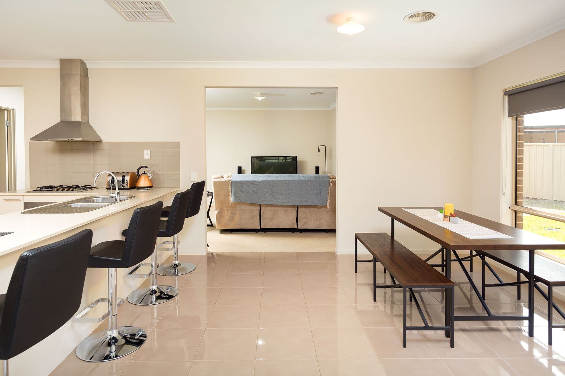 28 Nicola Place, Lavington - Thumbnail 3