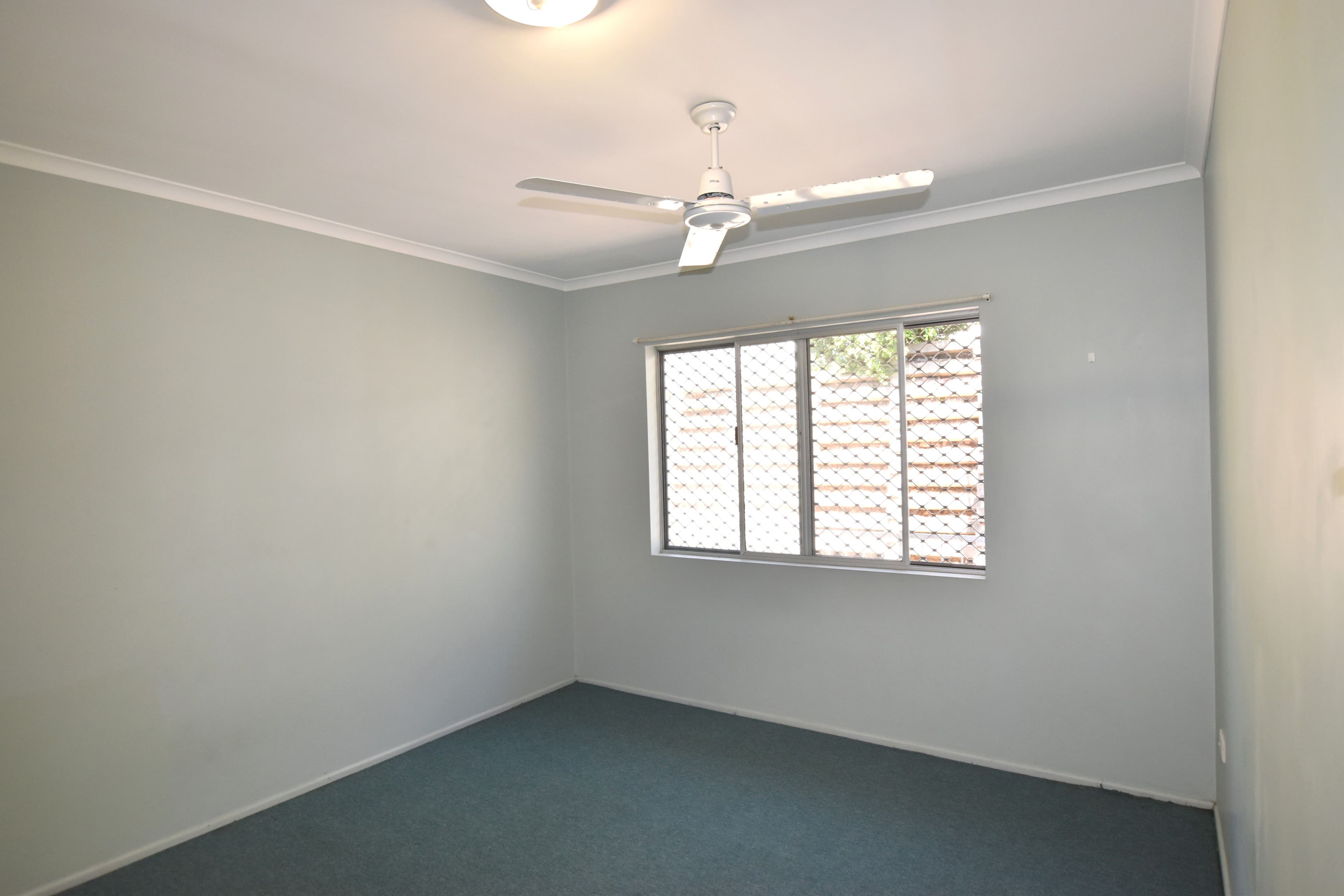 32 Elizabeth Street, South Gladstone QLD 4680, South Gladstone - Thumbnail 7
