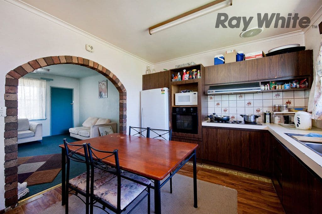 10 Chirnside Crescent, LAVERTON VIC 3028, Laverton - Thumbnail 4