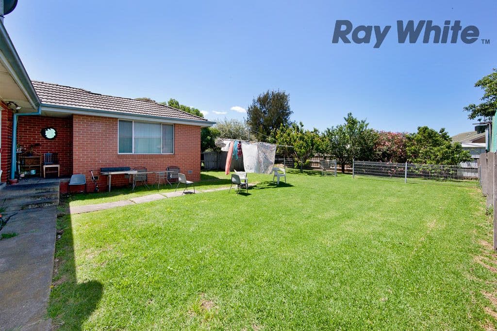 10 Chirnside Crescent, LAVERTON VIC 3028, Laverton - Thumbnail 6