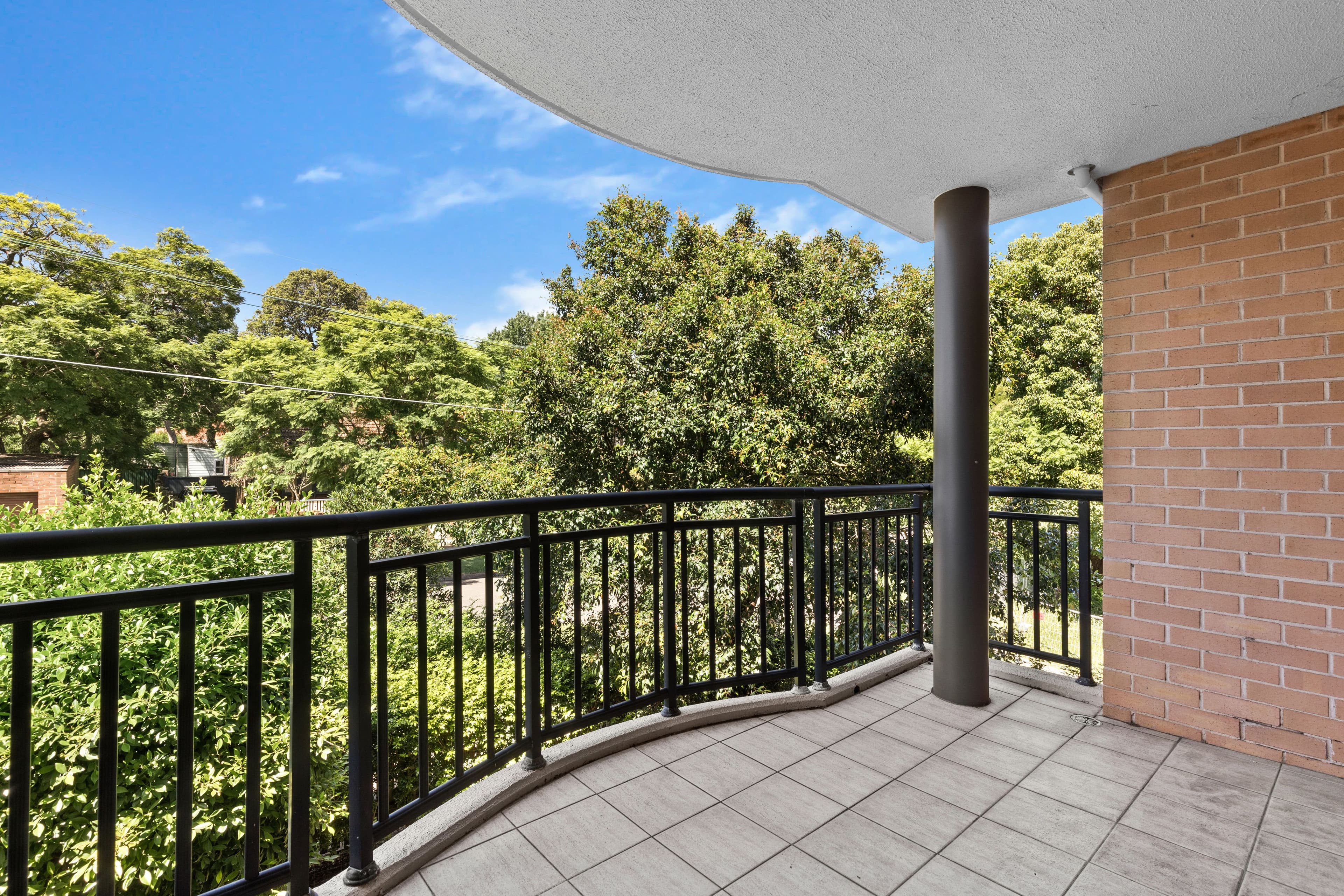 2-14 Pacific Highway (enter from Corona Ave), ROSEVILLE NSW 2069, Roseville - Thumbnail 2