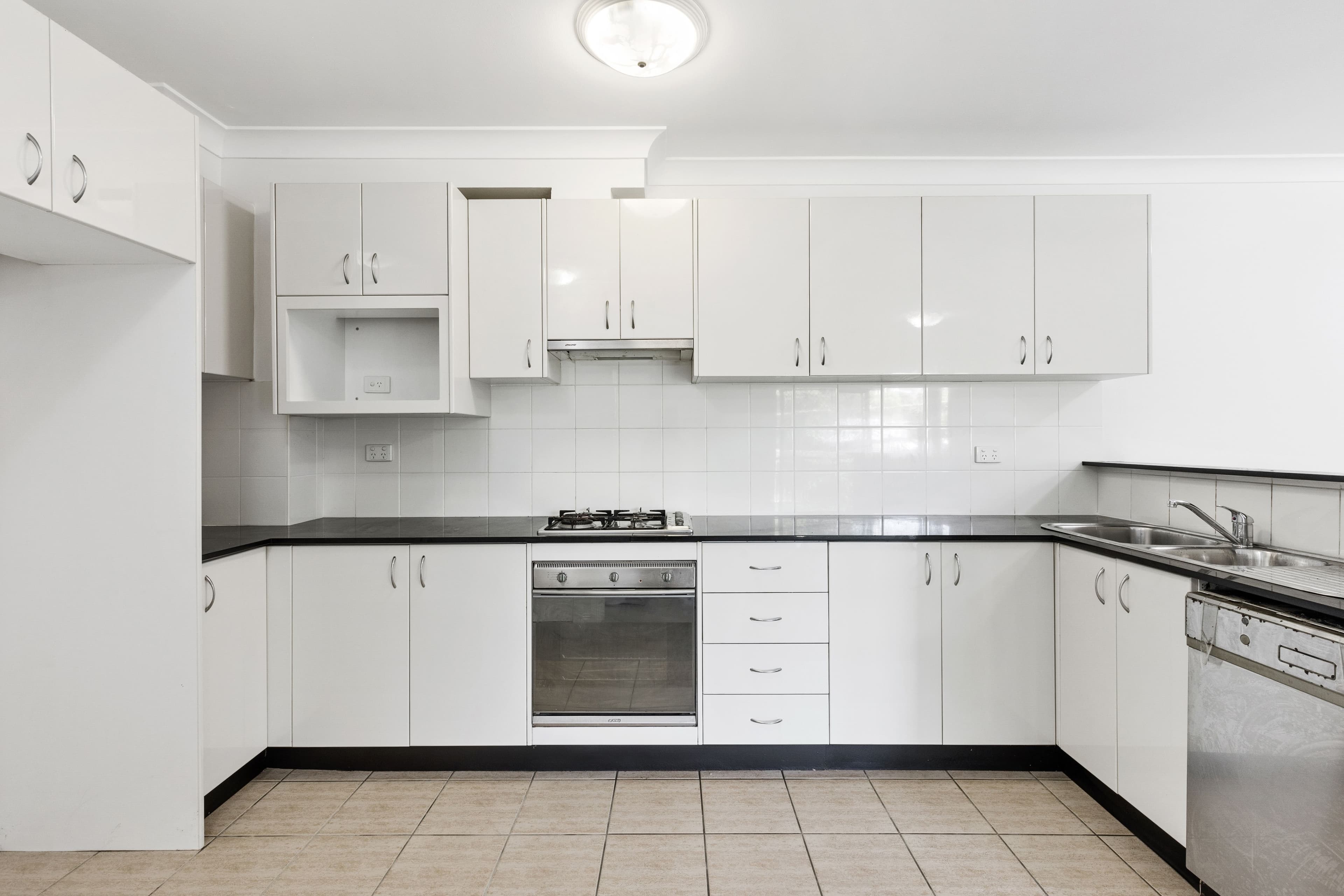 2-14 Pacific Highway (enter from Corona Ave), ROSEVILLE NSW 2069, Roseville - Thumbnail 4