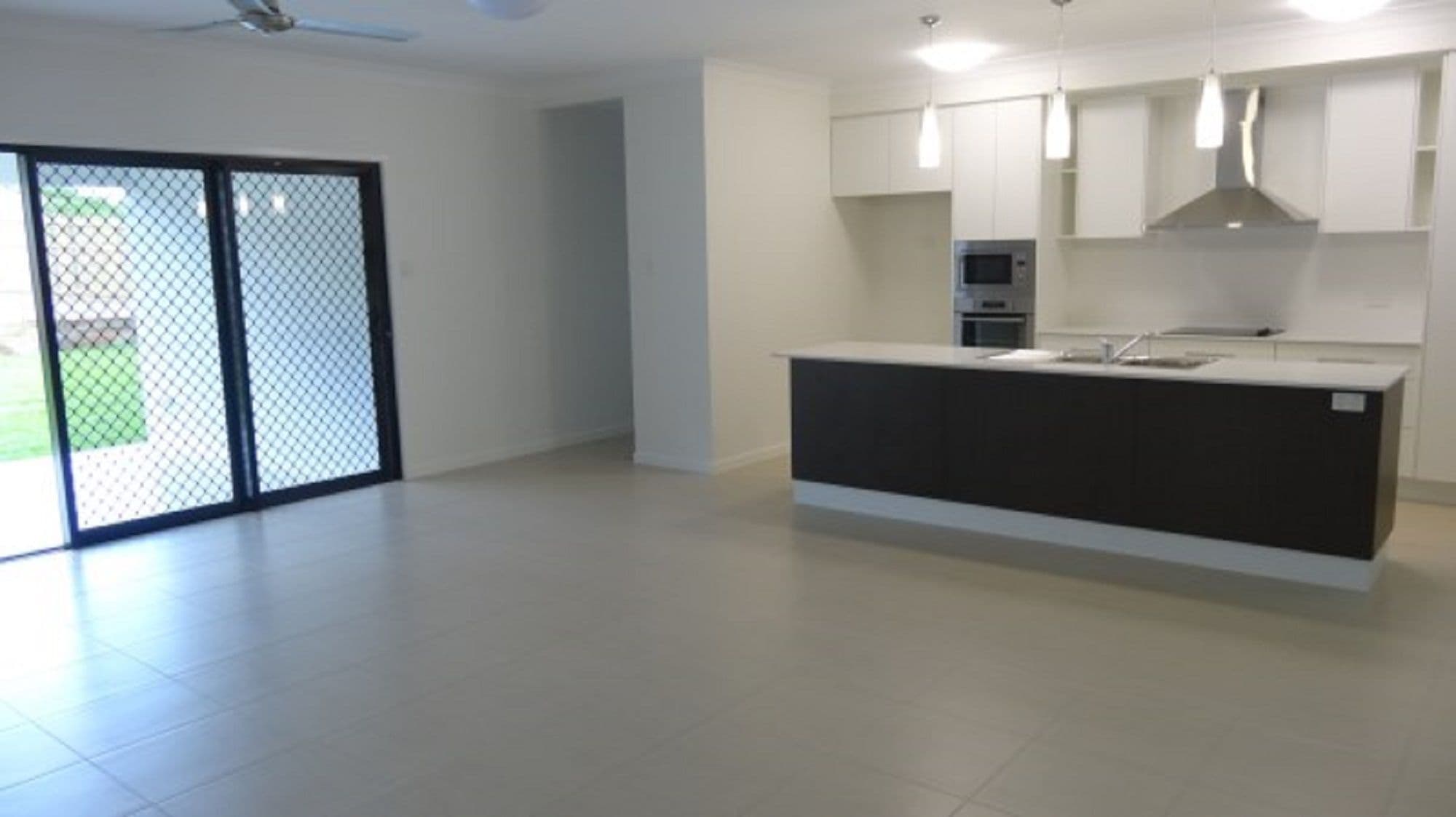 30 Keeper Court, Mount Louisa QLD 4814, Mount Louisa - Thumbnail 2